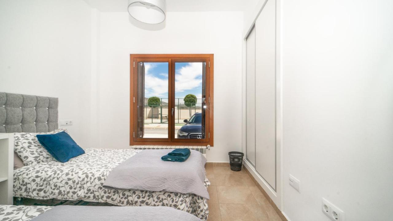 Three Bedroom Luxury Villa El Valle Golf Resort Banos y Mendigo Εξωτερικό φωτογραφία