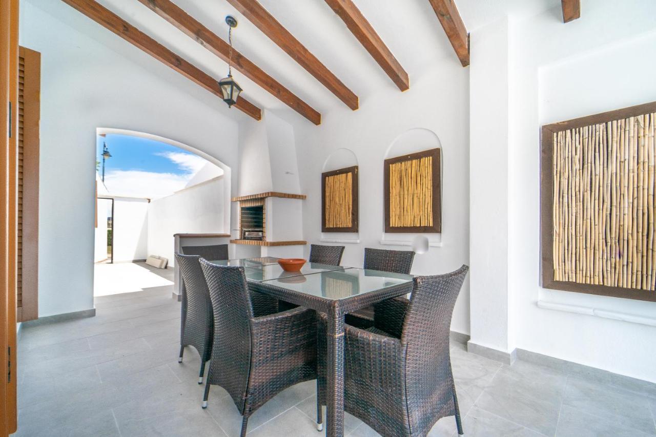 Three Bedroom Luxury Villa El Valle Golf Resort Banos y Mendigo Εξωτερικό φωτογραφία